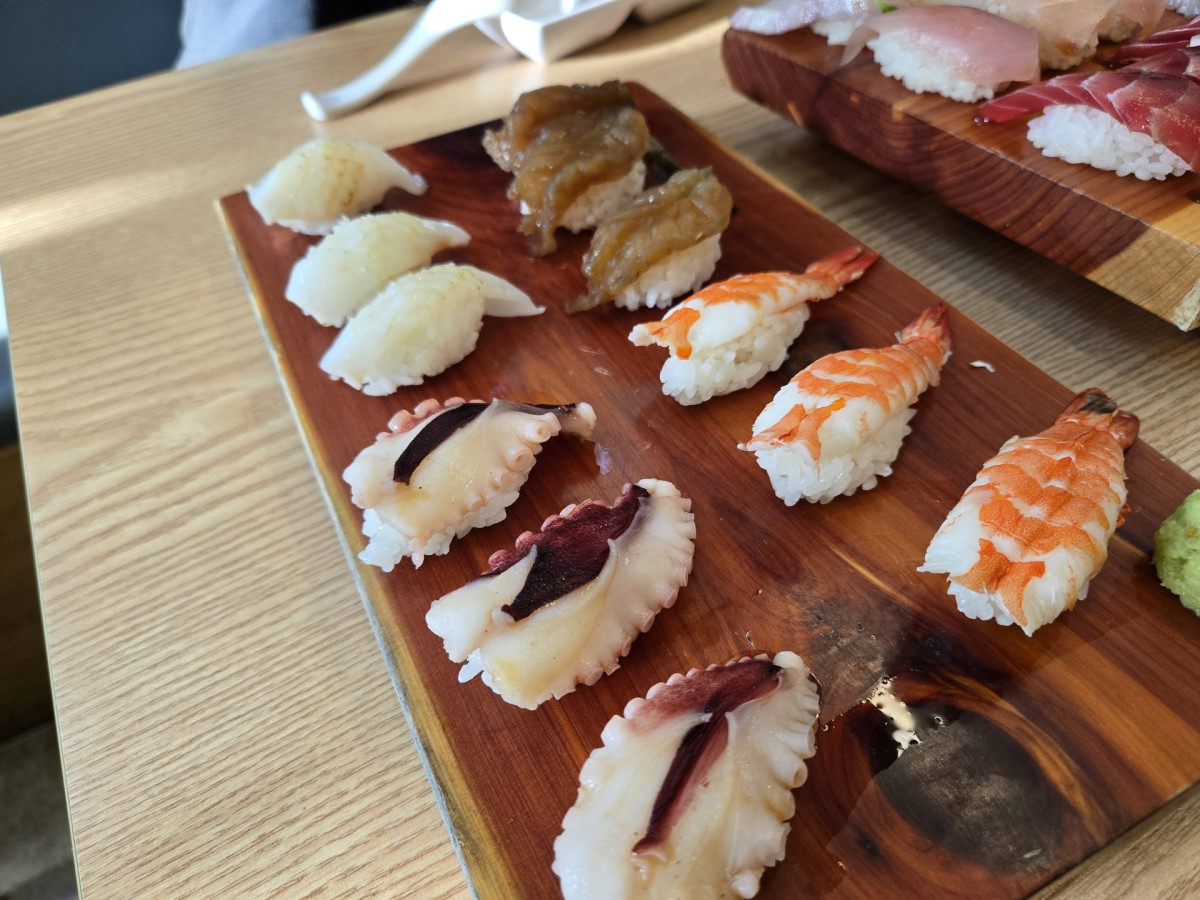 긴꼬리초밥 상동본점 삼총사셋트 리뷰 - 길게 늘어뜨린 회가 매력적인 초밥맛집 6번 사진